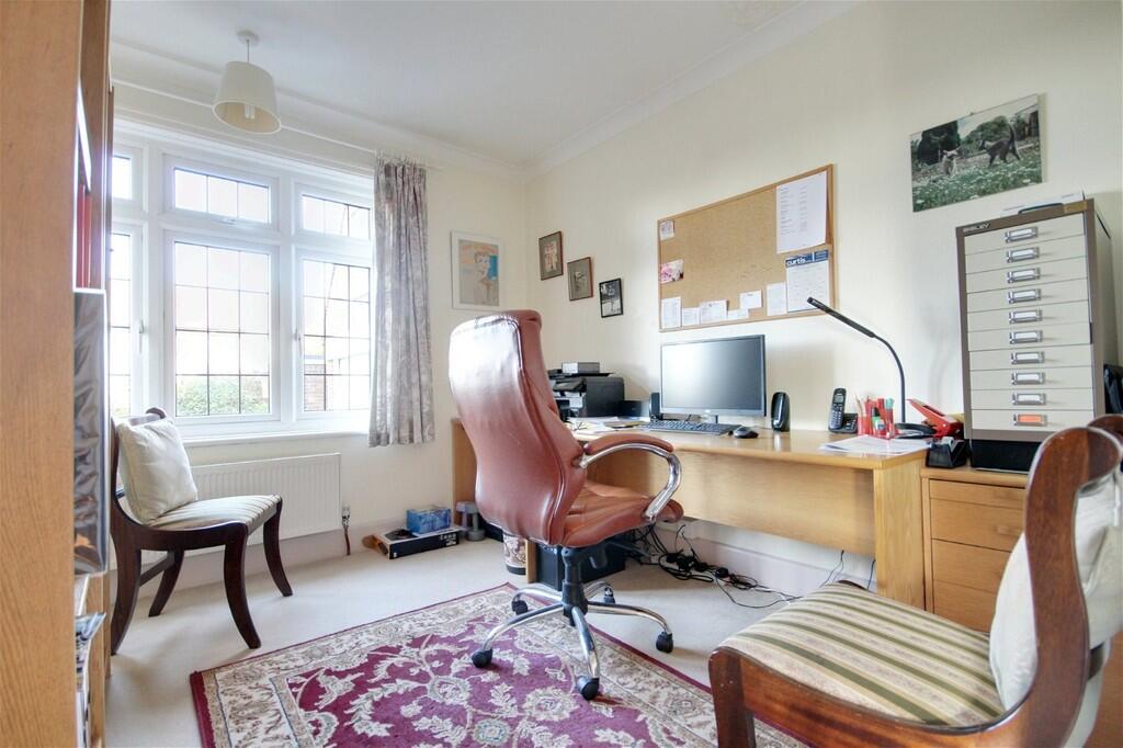 26a27a03-a247-44f...