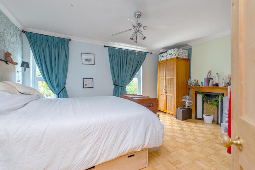 bed-3.jpg