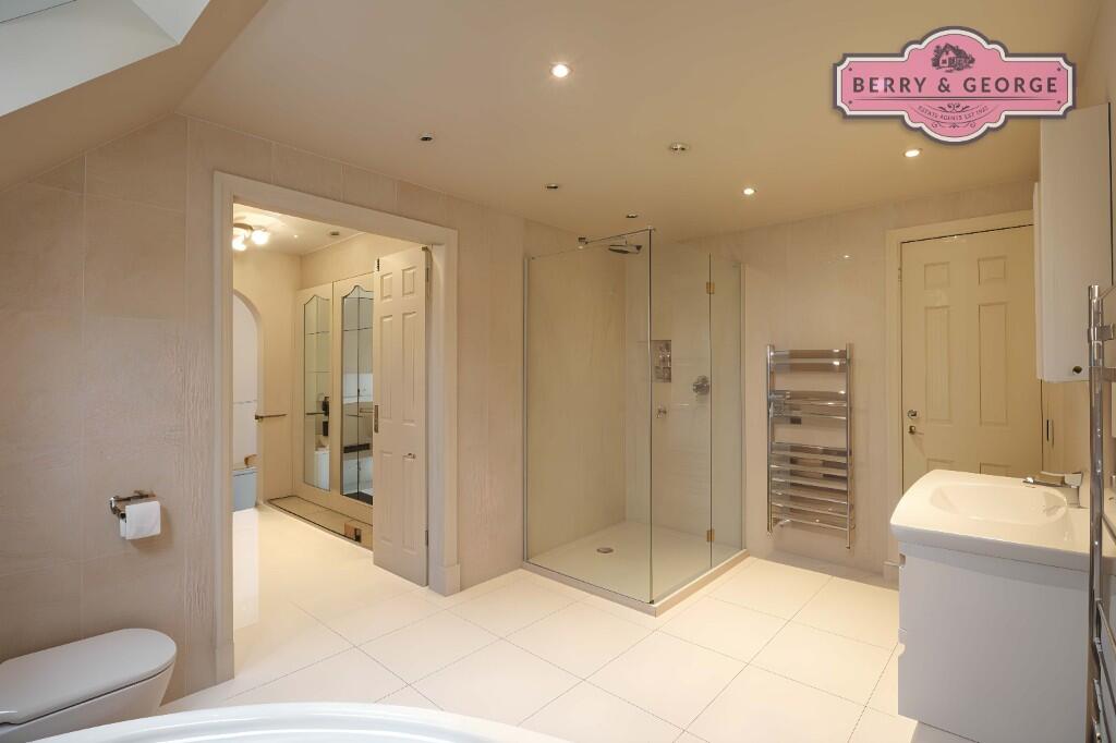 EN-SUITE AI