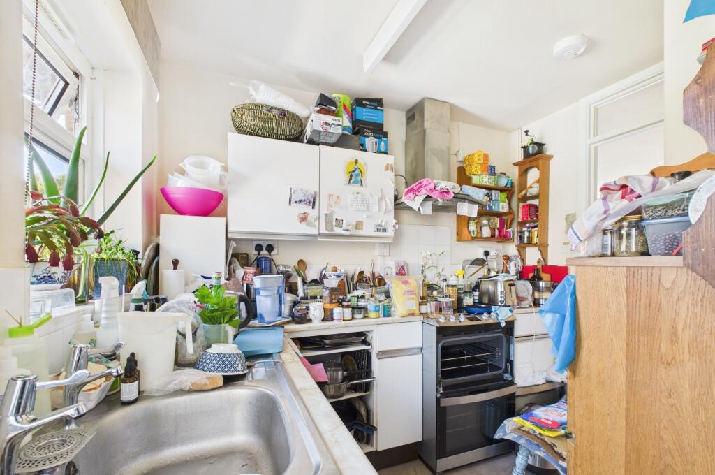 CAM02519G0-PR0265-STILL003