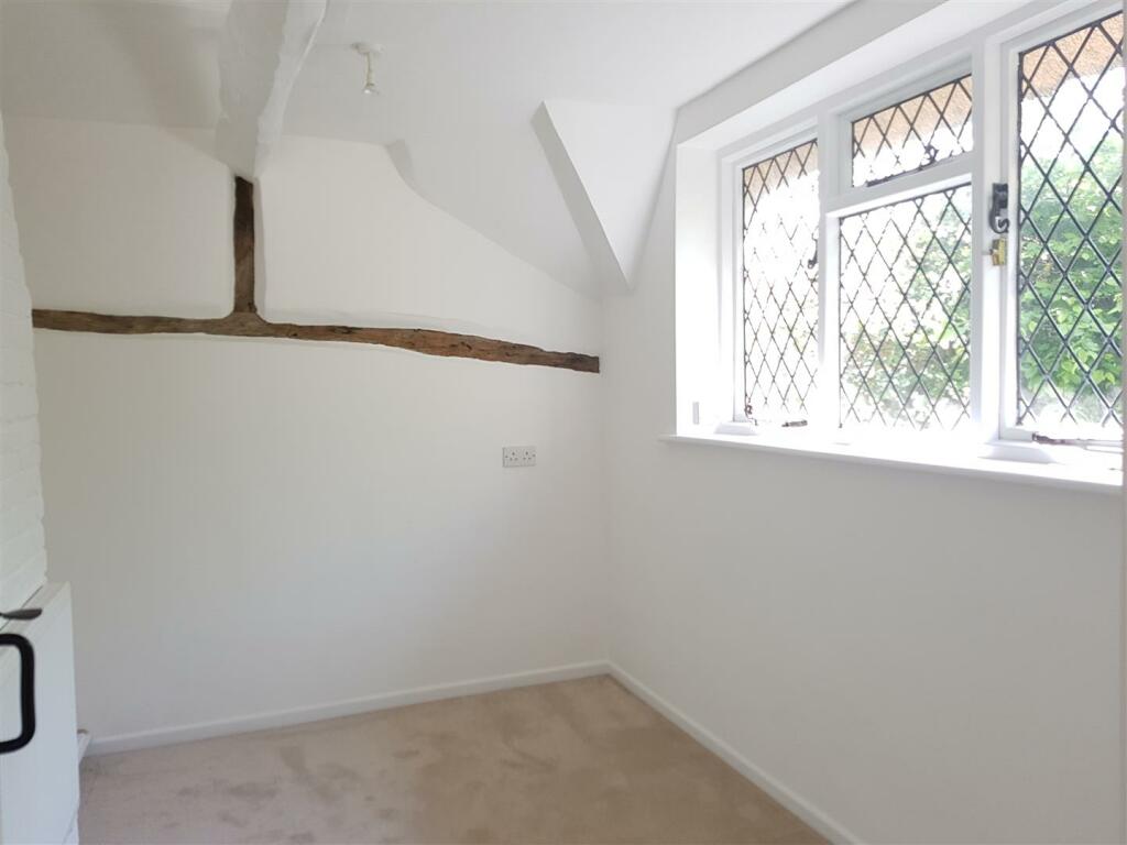 study/bedroom 4