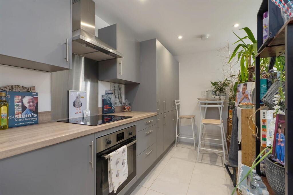 Fishenden House, Butterworth Road