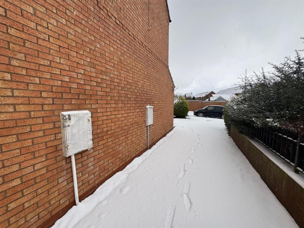 Driveway.jpg