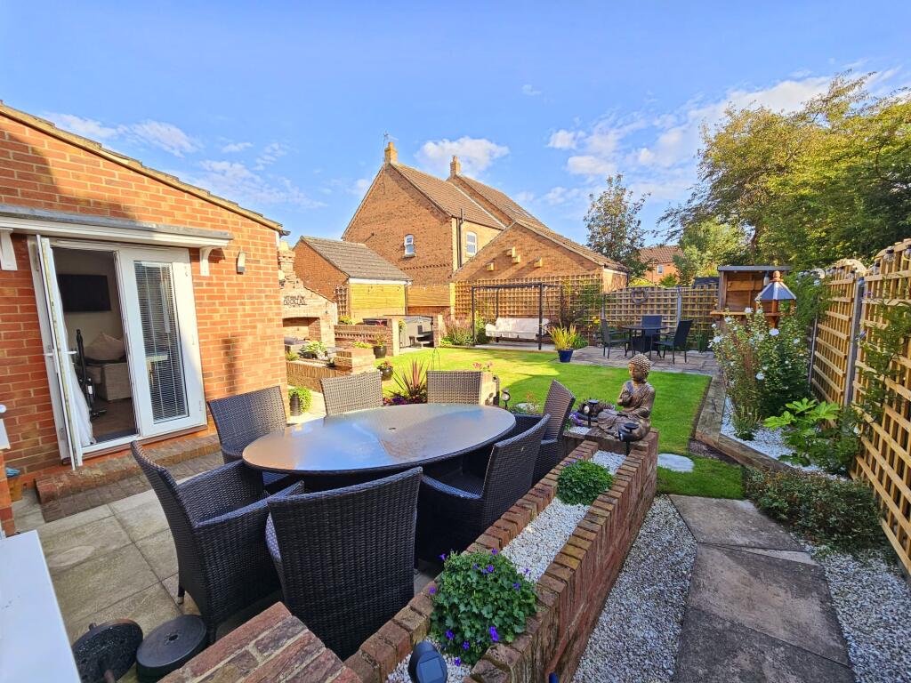 a7c61fac-b49d-4f6b-818a-b35581617dcb