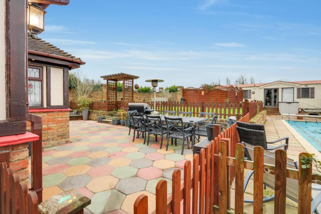 Patio-1