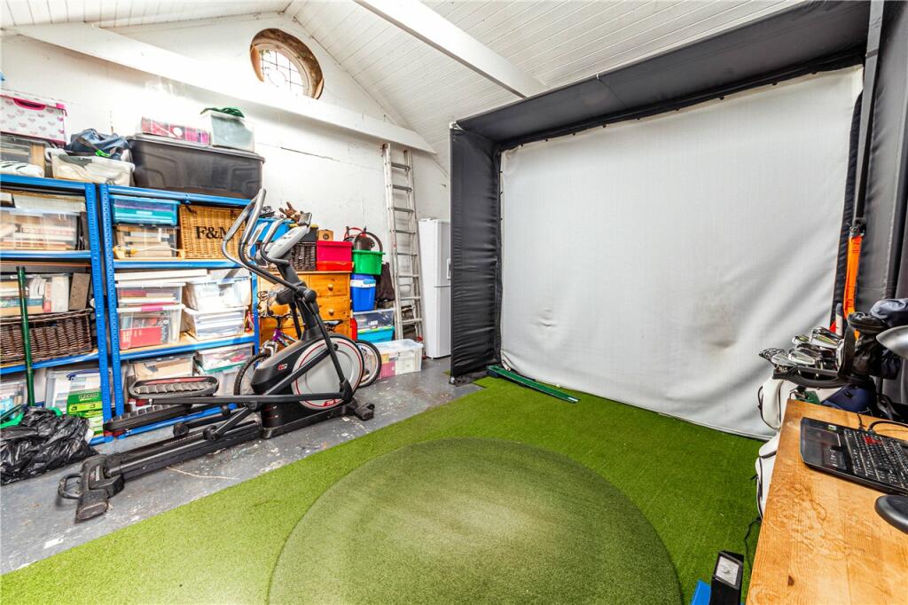 Garage