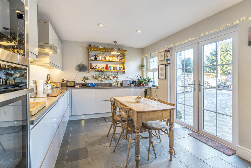 Breakfast Kitchen