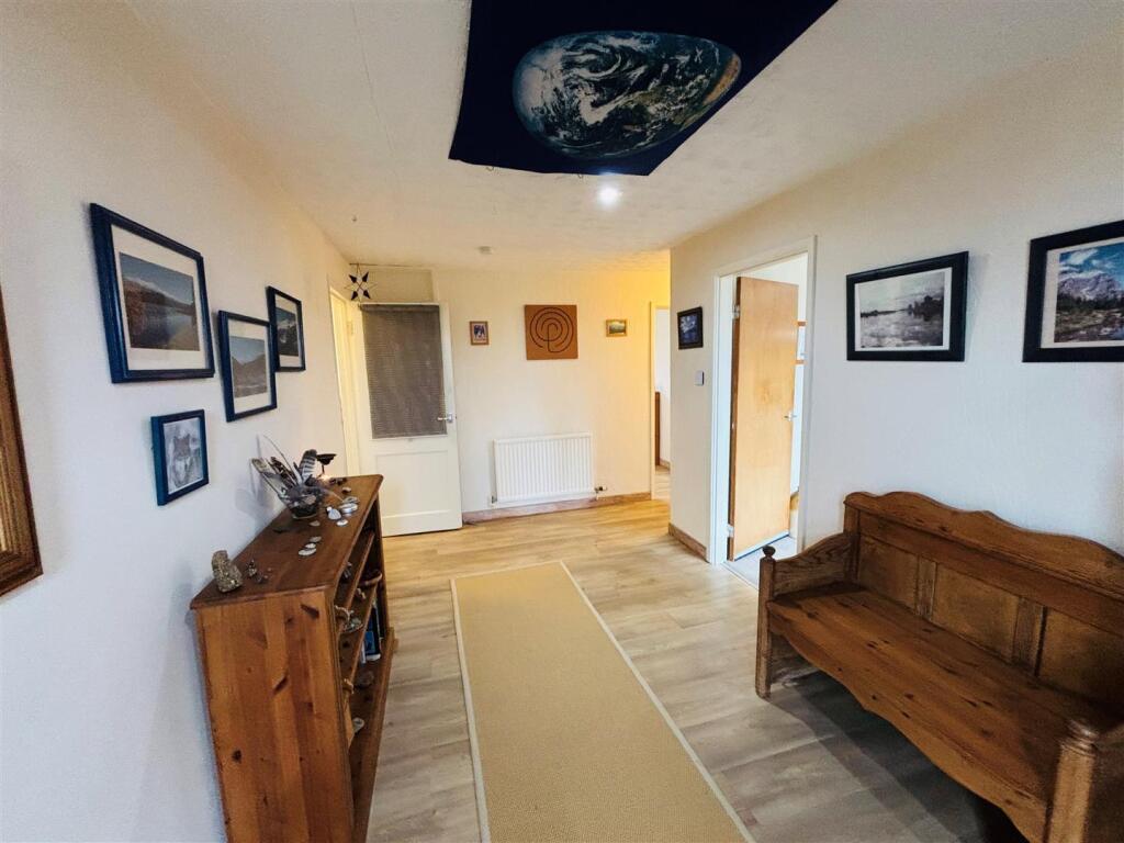 11aperryhall2.jpg