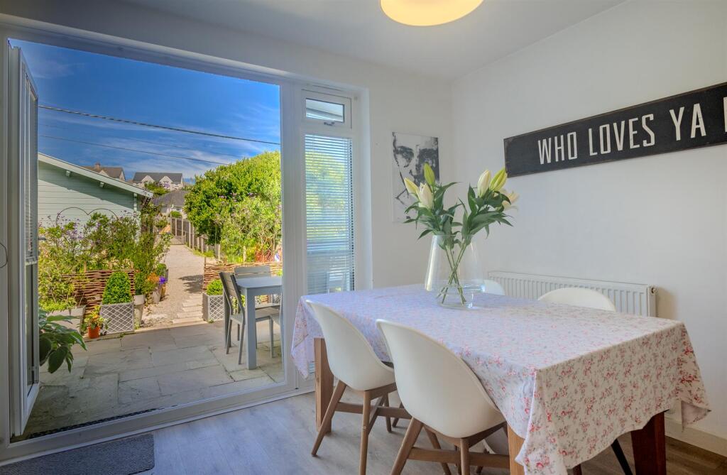 Dining Room out into garden