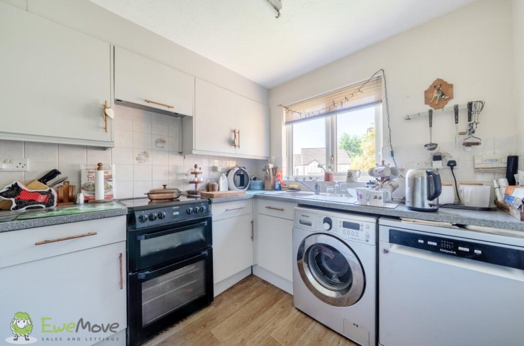 36ee33cb-557e-490f-be67-a5135062d74d