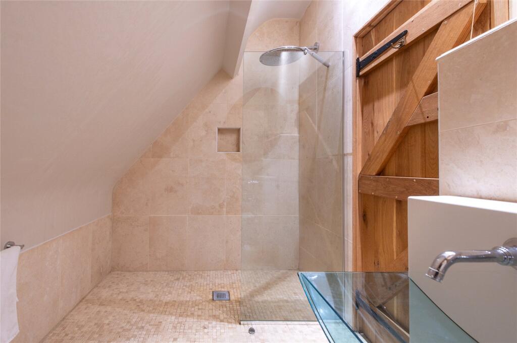 Family Shower Room