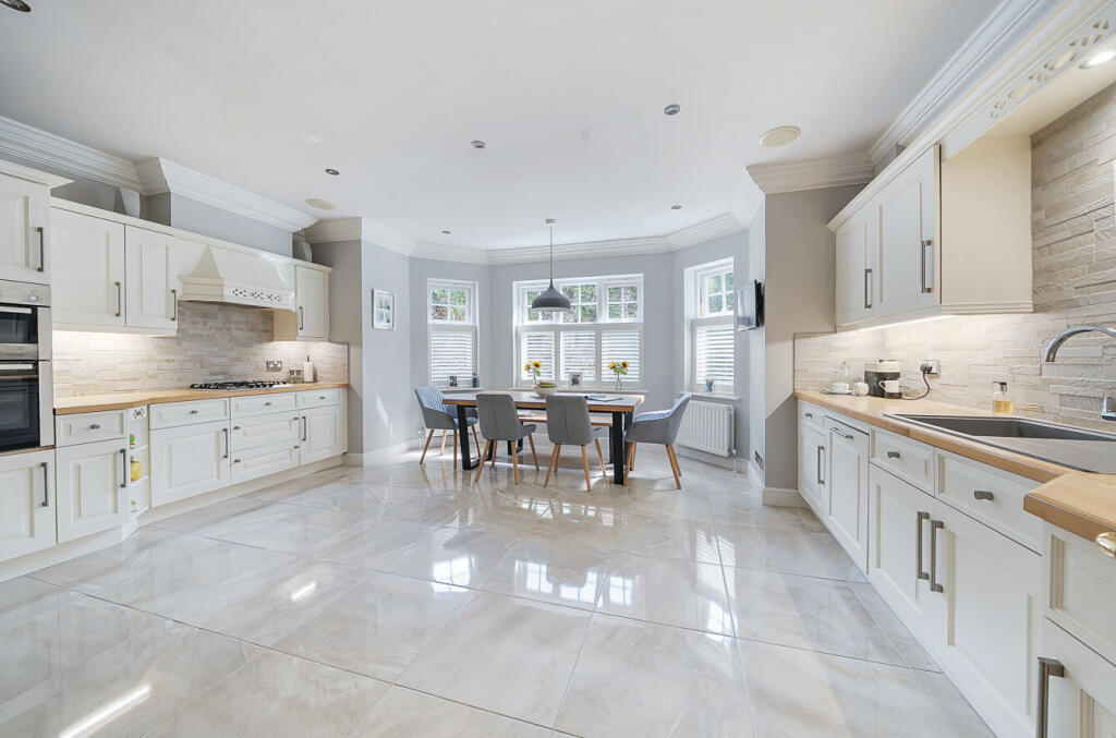 1334948-27-689221...