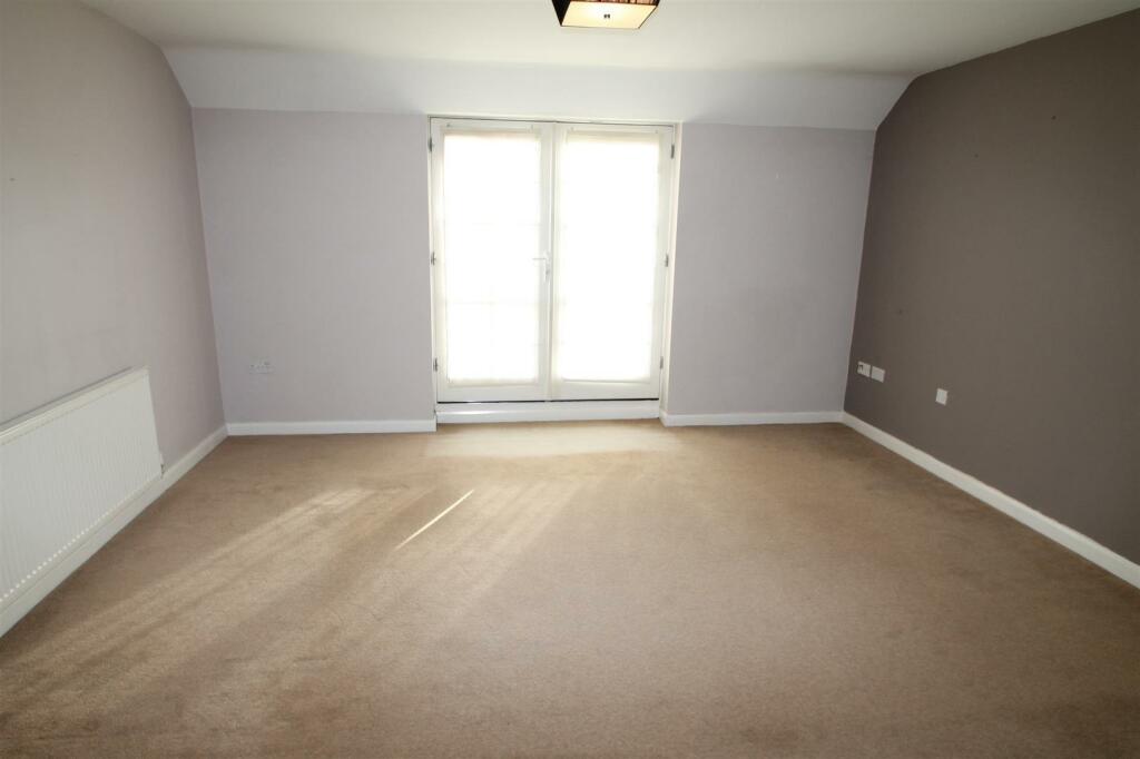 malting bedroom.jpg