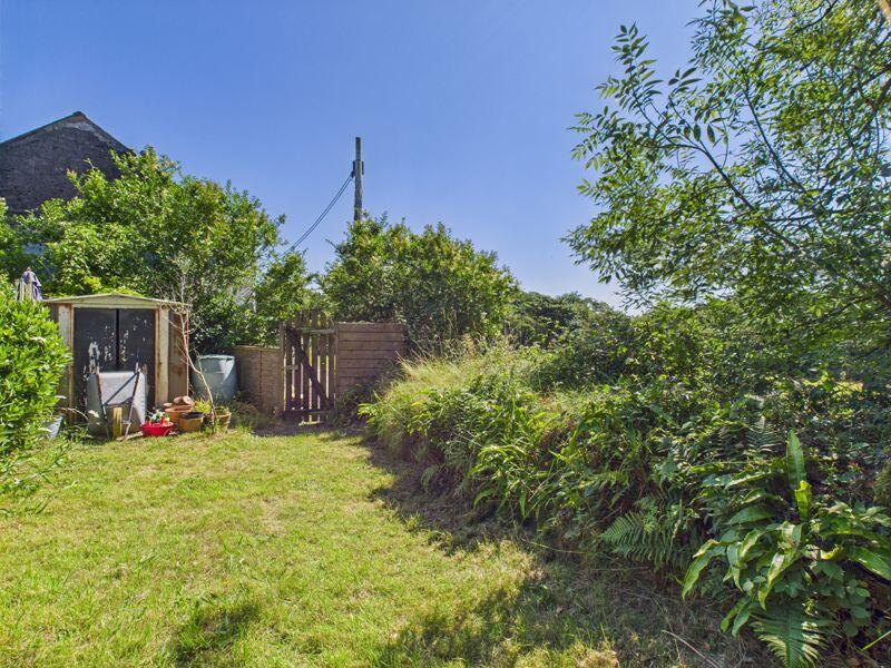 detached garden
