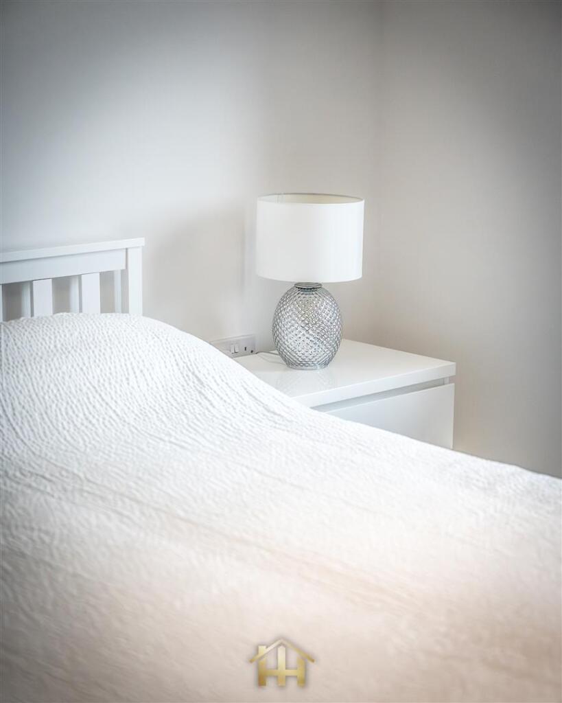 5 NEWALL TERR 080225 EDIT (26 of 54).jpg