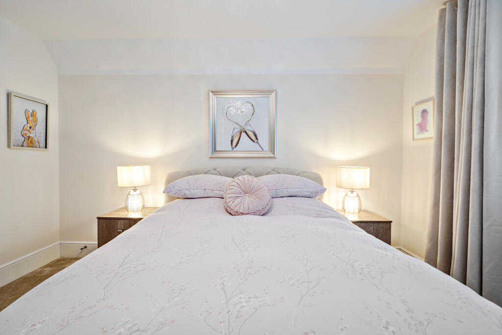 1375008-26-69089c5b8d3d7