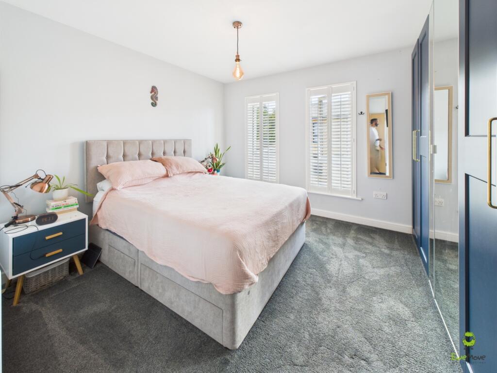 CAM02615G0-PR0076-STILL015