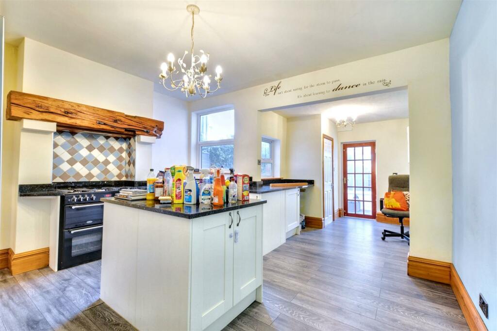 Kitchen Diner_1.jpeg