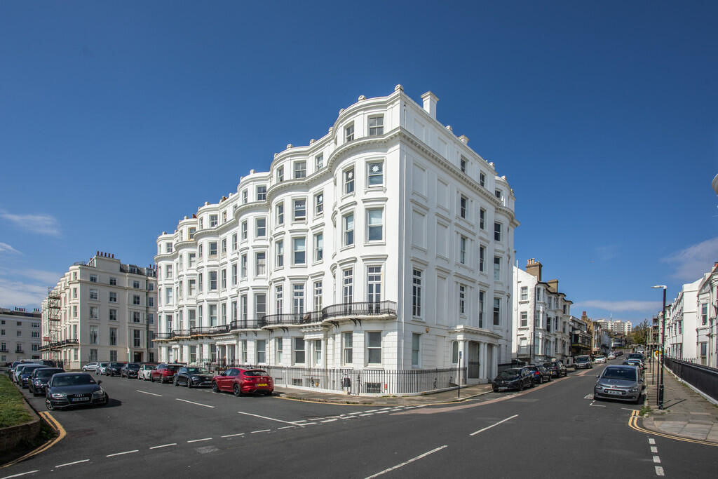 7, 5-6 Clarendon ...