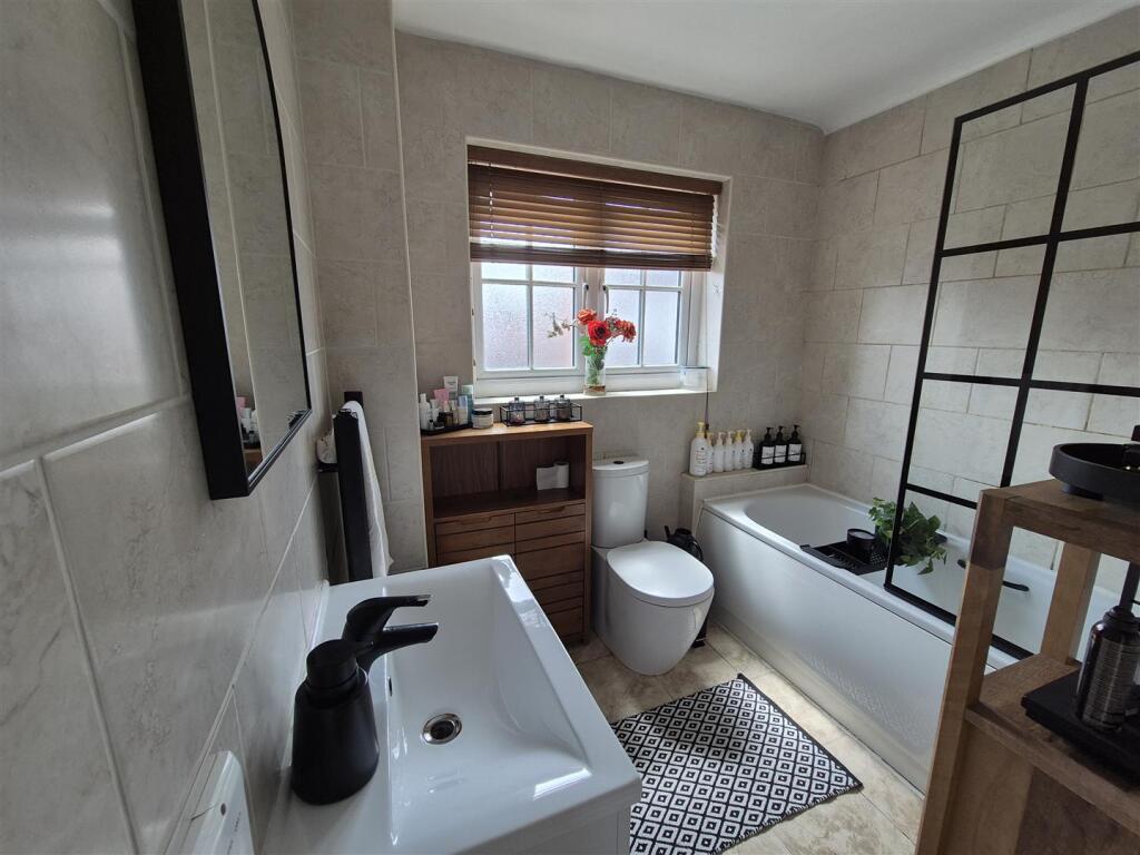 Winnie Street _23 (20).jpg