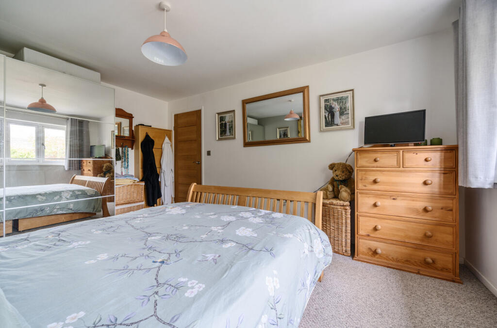 1309429-3-684aed4...