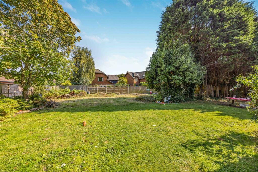 14 New Brighton Road, Emsworth-Small-PorticoMarket