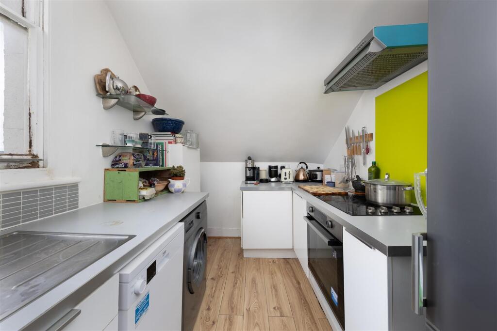 Flat 4.jpg