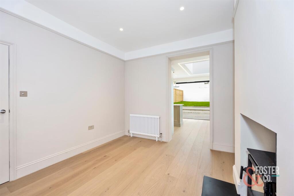 Stirling Place, 13-013.JPG