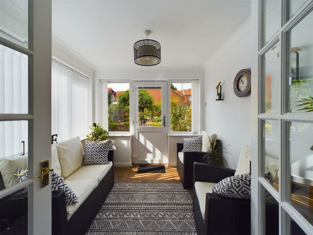 SUN ROOM