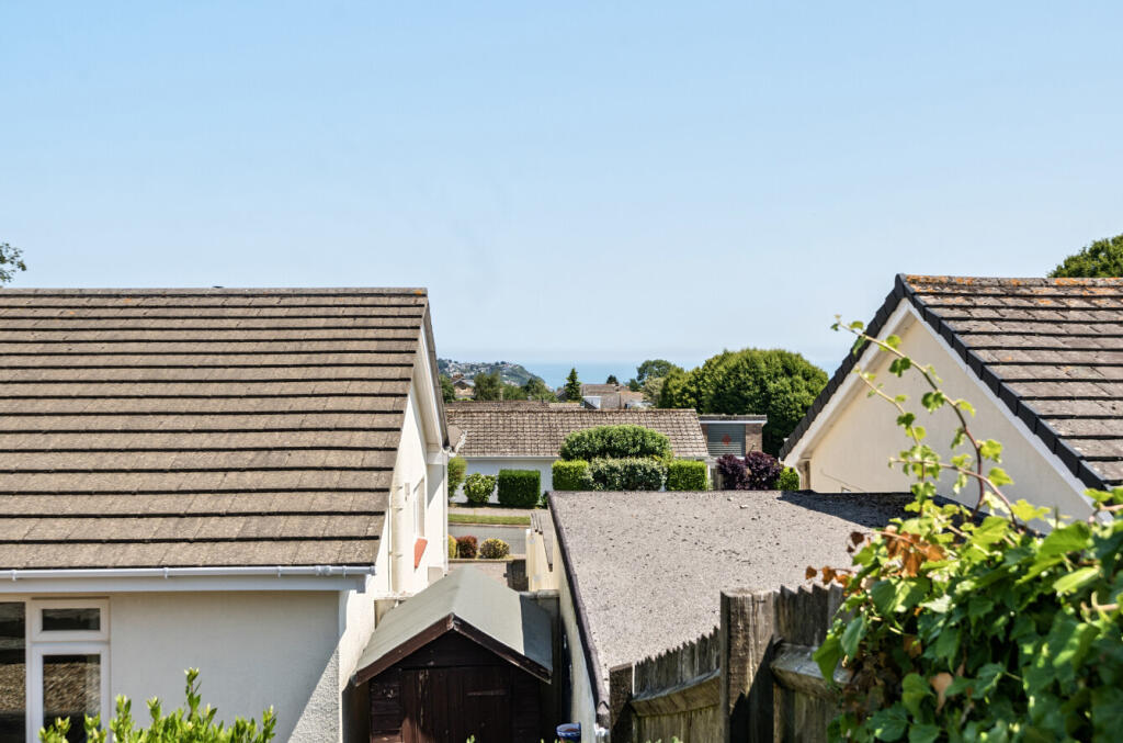 1313016-3-6852ba6...