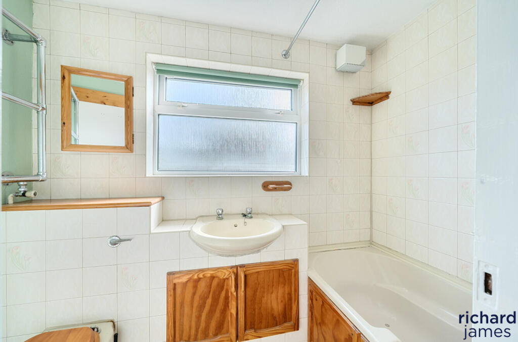 1717f8c909a94aaa9190692fa163c68d