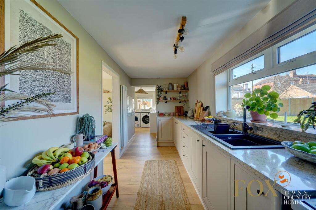 13 Hillsfield (13).jpg