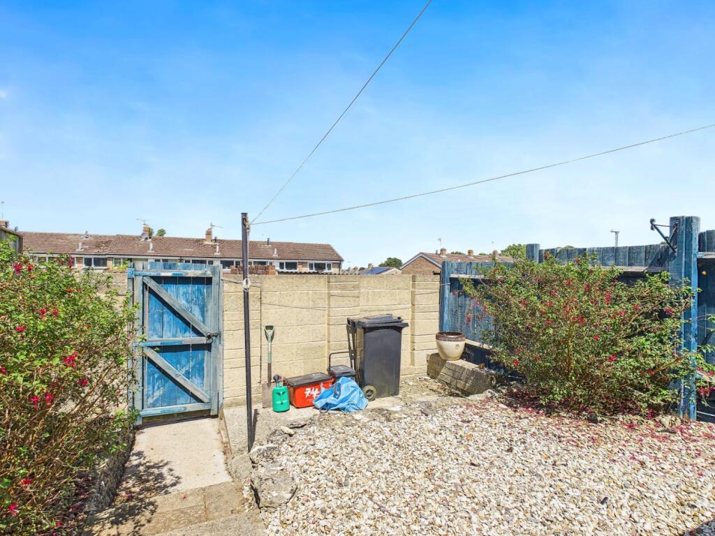 CAM01338G0-PR0121-STILL001