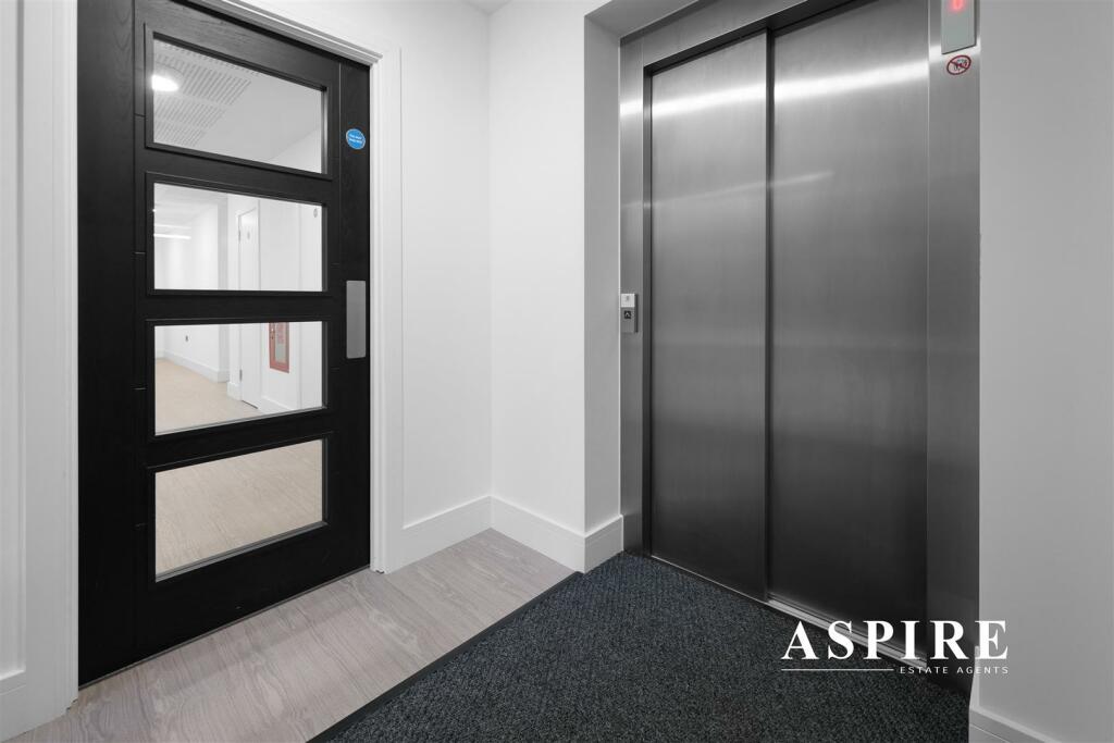 Aspire Estate Agents2004.jpg