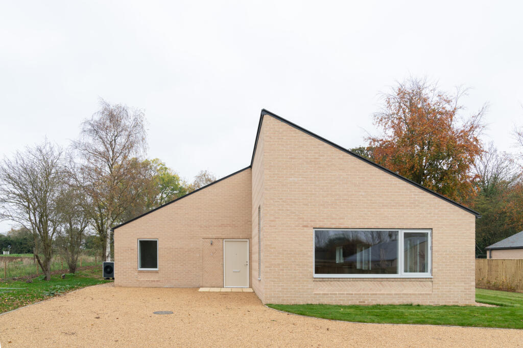 241071 - H05-THORNBOROUGH-PARK-40.jpg