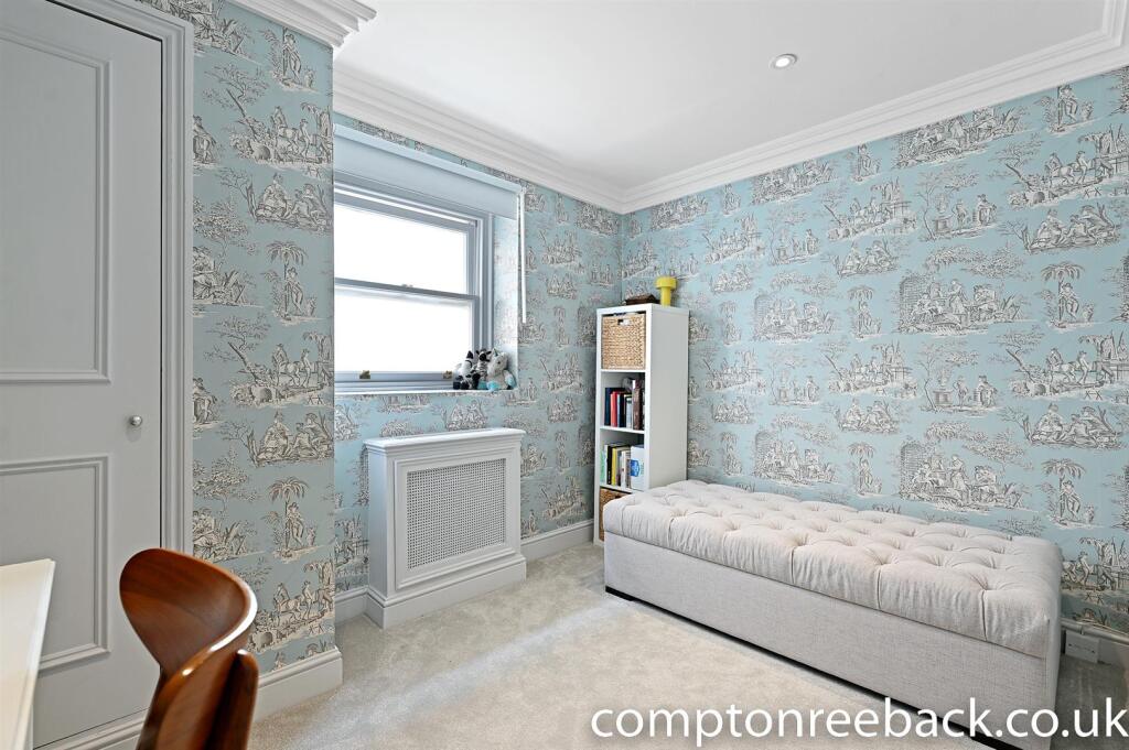 Bedroom 2: