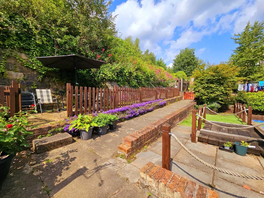 572d38d4-c56f-4d97-be6d-cd4f35c1d92f