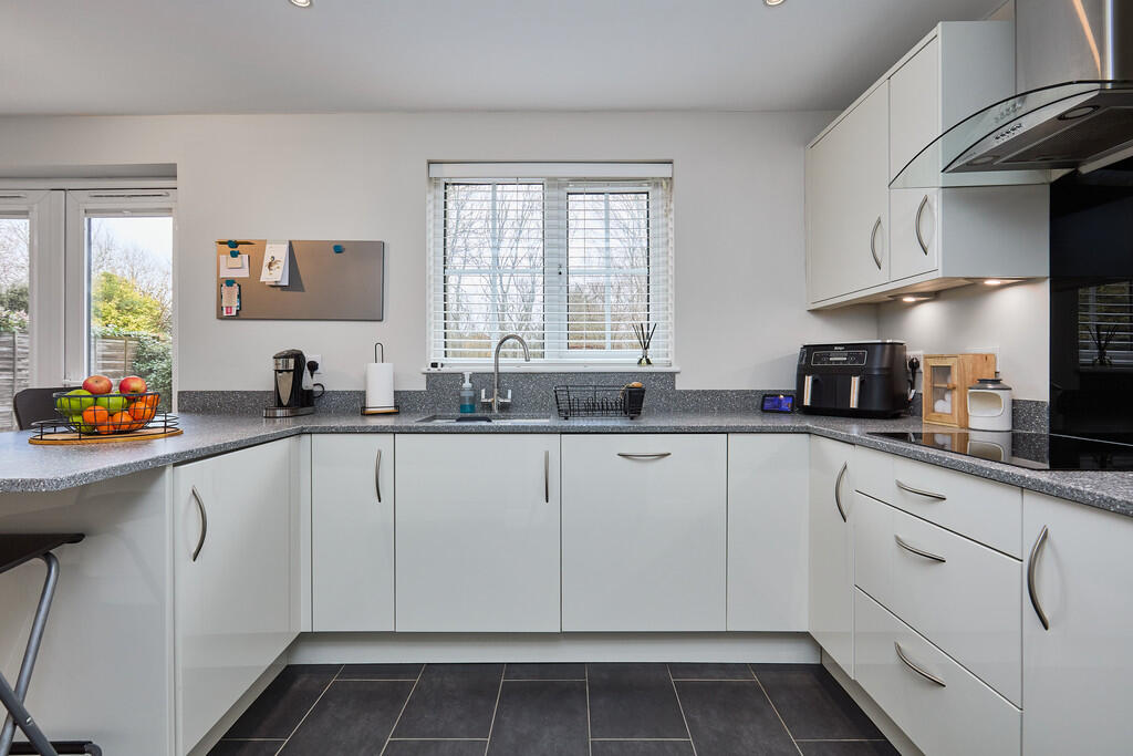 Edward Knight 202...