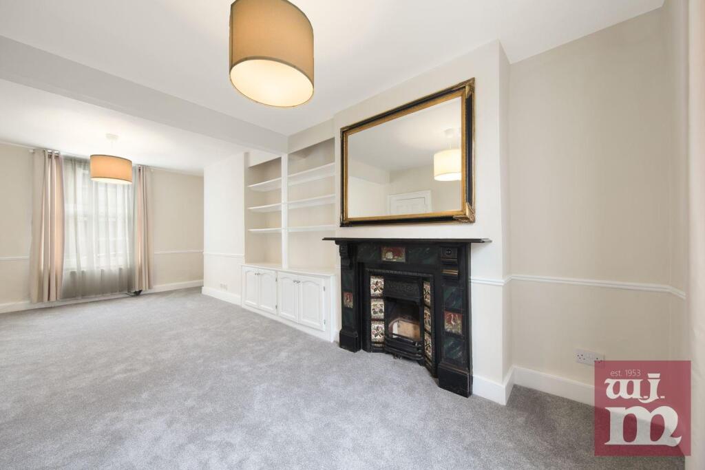 Double Reception Room