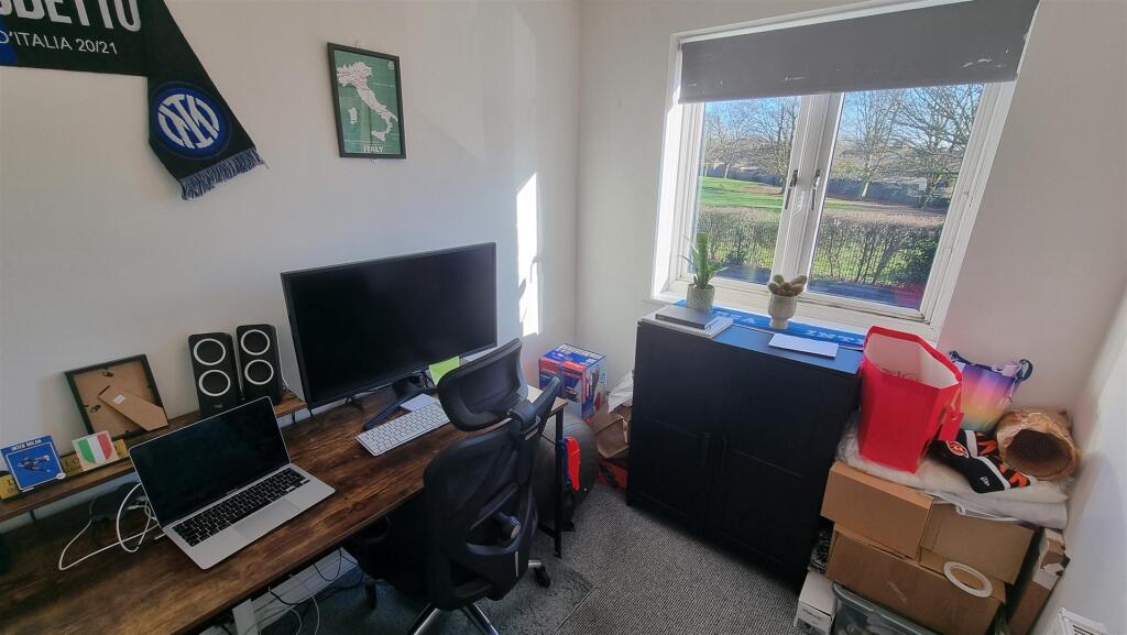 Single Bedroom