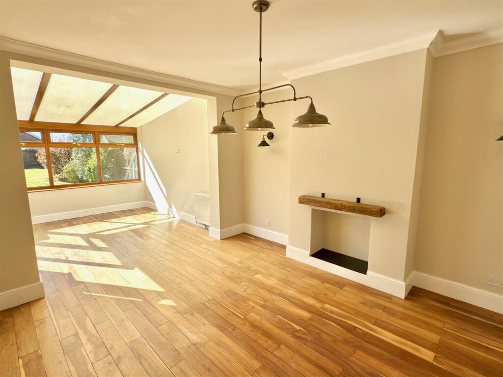 Diner To Garden Room.jpg