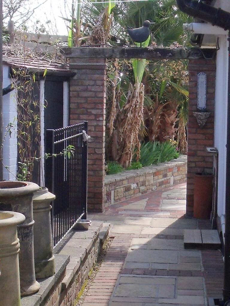 Photo 17