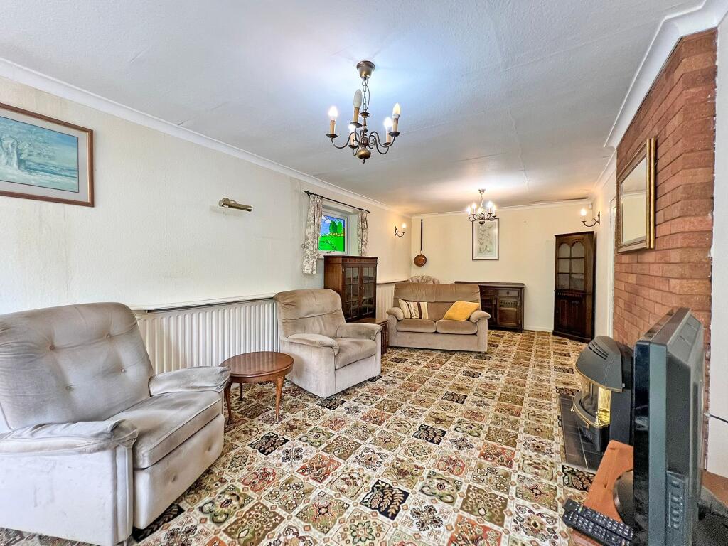 LIving/Dining Room
