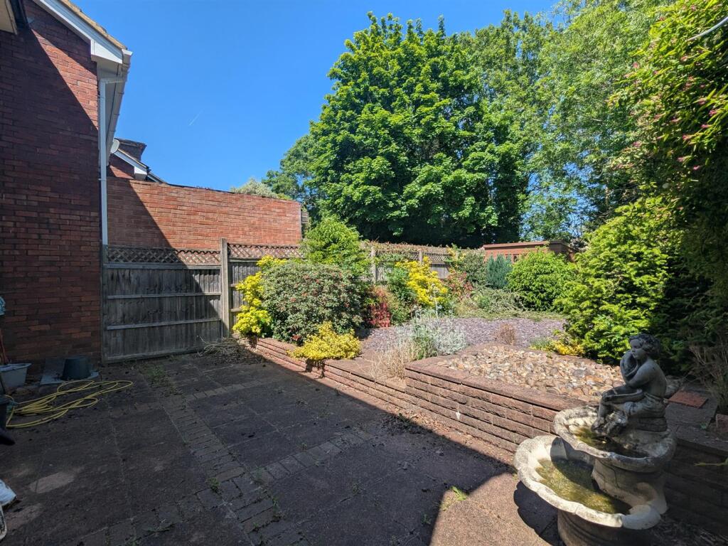 Davidson Frost-Wellings, DFW, Temple Mead Close, S