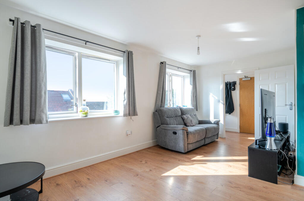 1357076-5-68cd228...