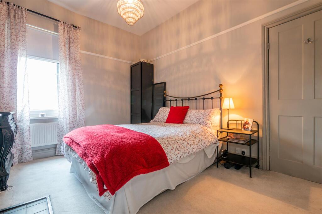 Bedroom 2 Aspect 2