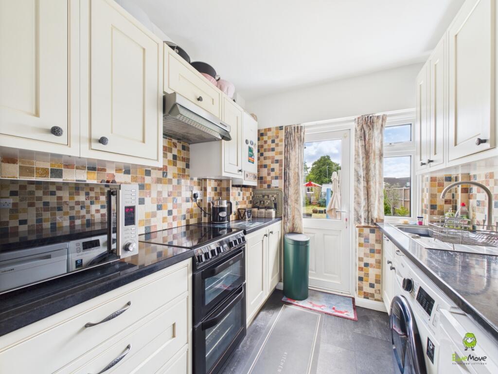 Presented by Nicoleta at EweMove Bexleyheath and D