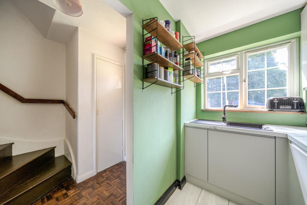 1332569-7-6896050...