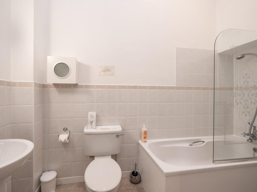 Picture 18