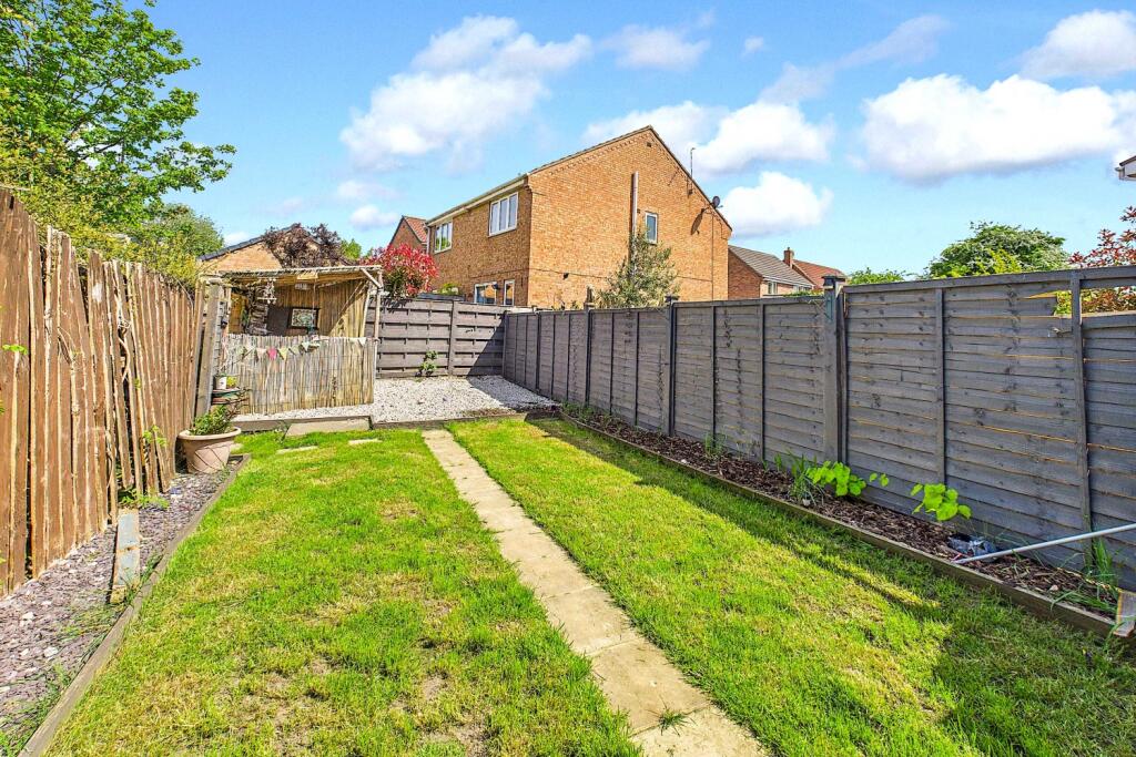 69 Rainsborough Way -Garden1